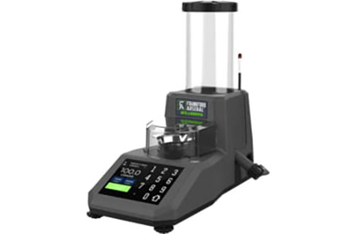 Controla tu recarga con el Intellidropper 2.0 de Frankford Arsenal, un dispensador de pólvora digital que ofrece precisión, velocidad y facilidad de uso.