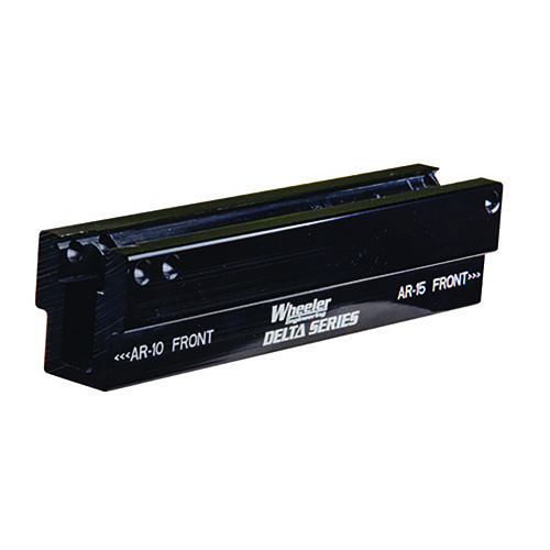 El bloque de vise Wheeler Delta Series AR Upper sujeta de forma segura cualquier receptor AR, ideal para trabajos de instalación y extracción con su diseño multifuncional.