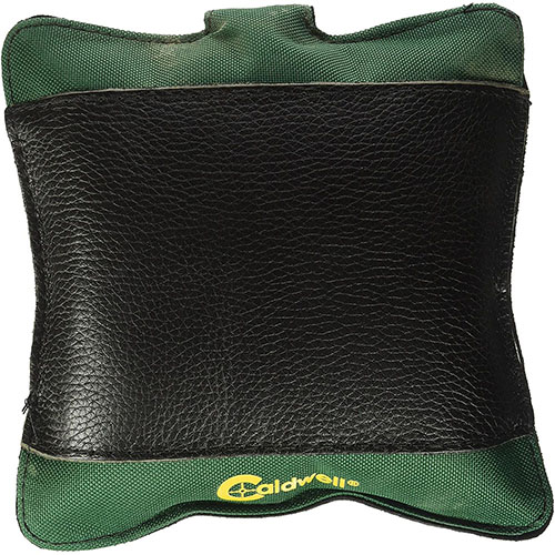 Descubre la Caldwell Bench Accessory Bag No. 2, hecha de cuero y poliéster, con instalación rápida y forma resistente, ideal para tus sesiones de tiro.