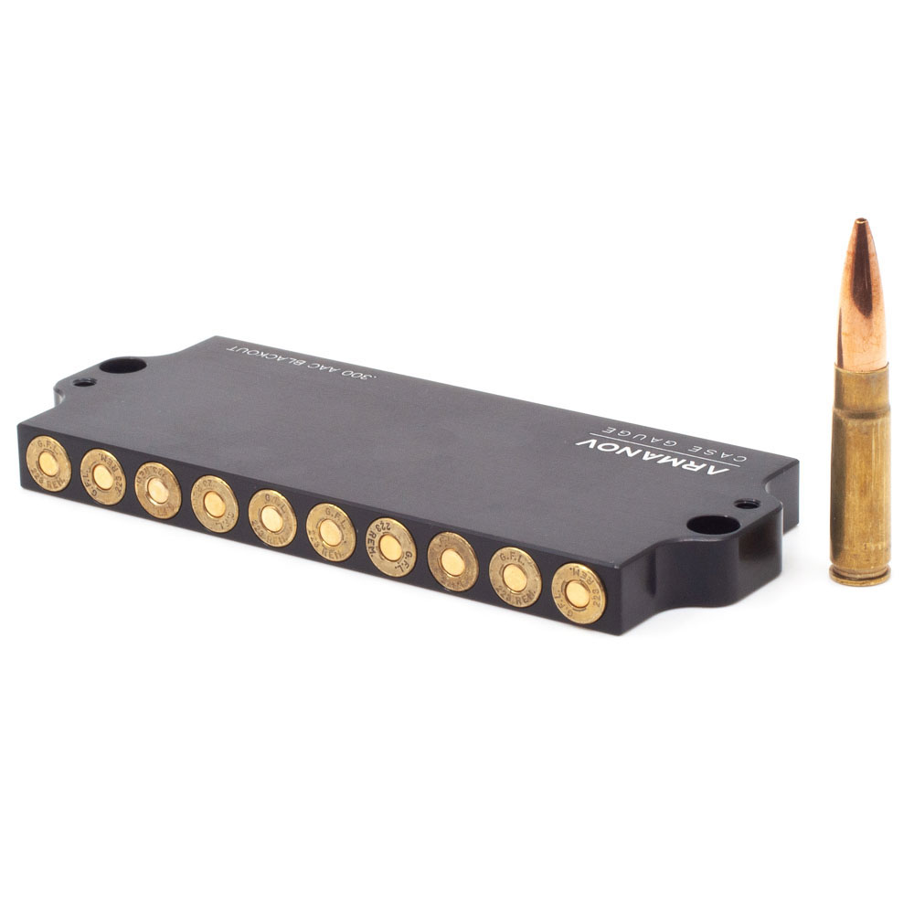 El ARMANOV Case Gauge 10 rnd es perfecto para .223 REM y .300 AAC Blackout, permite verificar cartuchos rápidamente y es apilable para mayor comodidad.