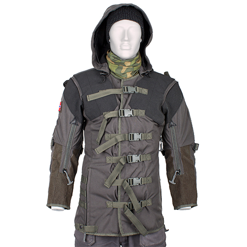 La chaqueta de tiro ULFHEDNAR PRS te ofrece soporte en cualquier posición, con correas de compresión, trimmings de Kevlar, grandes bolsillos y capucha.