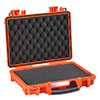 Protege tu equipo con la maleta 3005 de EXPLORER CASES: resistente al agua, con bisagras metálicas, y opciones de transporte cómodas. ¡Ideal para viajar!