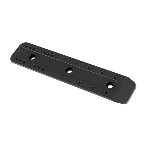 Los rieles MDT M-LOK ARCA Swiss son ideales para acoplar tu rifle a trípodes y bipodes, con acabado anodizado y perfiles adaptables a diversas superficies.