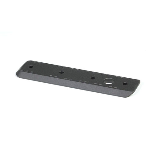 Los rieles MDT Arca Swiss de 6" ofrecen un perfil plano y ajuste infinito para accesorios Arca, compatibles con sistemas de montaje Magpul MOE.