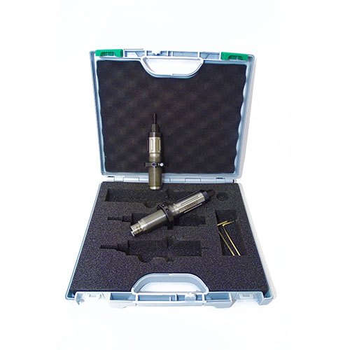 El set de dies TRIEBEL .308 Winchester Allgäu Serie incluye un die de tamaño completo y un seater de Bench Rest, todo en un estuche premium a un precio atractivo.