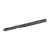 Mejora tus opciones de puntería con el riel de aluminio ligero para tu Marlin, compatible con anillas Picatinny o Weaver y fácil de instalar.