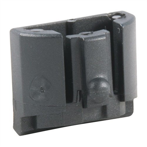 El inserto para el marco de Glock® de Pearce Grip llena el espacio trasero, mejora la recarga y evita que entre suciedad, manteniendo tu pistola limpia.