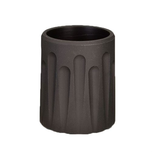 El EXTENSION TUBE NUT de NORDIC COMPONENTS es un accesorio de aluminio anodizado en negro mate, ideal para acoplar extensiones de tubo de tu Beretta 12GA.