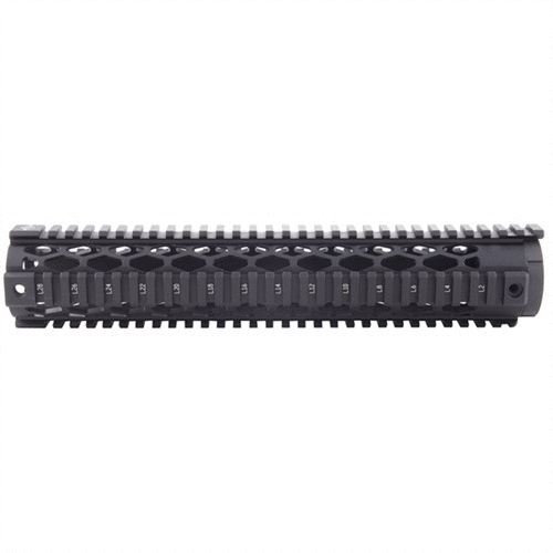 Los guardamanos AR-15 Diamond Pattern ofrecen ventilación superior, cuatro rieles Picatinny, y están hechos de aluminio 6061 T6, ideales para mantener tu arma ligera y fresca.