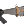 El adaptador de culata V-TAC permite un punto de montaje de sling correcto en rifles y escopetas de culata fija, disponible en negro o coyote.