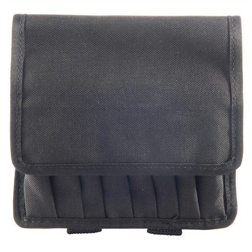 El pouch de revistas "IN-LINE" de TUFF ofrece un transporte seguro y compacto para tus magazines, con acceso rápido y compatible con cinturones y equipo MOLLE.