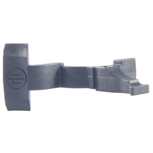 Con el 10/22® T3 Magazine Release, puedes soltar el cargador sin cambiar de agarre, gracias a su palanca ergonómica y fácil activación con el dedo índice.