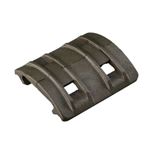 Los paneles XTM Enhanced Rail son cubiertas de bajo perfil que se instalan fácilmente en rieles Picatinny 1913, con textura antideslizante y clips para cables.