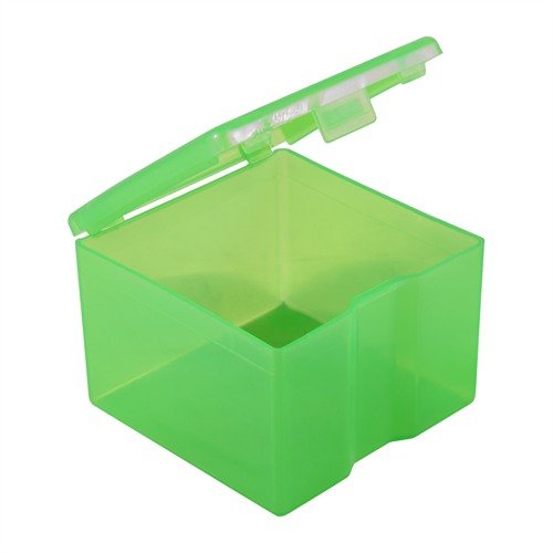 Organiza y almacena tus balas de forma sencilla con la PISTOL CAST BULLET BOX, que tiene capacidad para 160 balas .45 ACP o más de 200 balas de 9mm.
