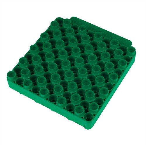 El UNIVERSAL CASE LOADING BLOCK de RCBS es perfecto para cualquier cartucho estándar, con espacio para 50 casos y acceso fácil a los de pistola cortos.