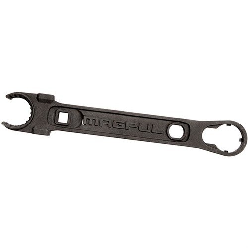 La llave de armero Magpul AR-15/M16 es robusta, fabricada en acero tratado, compatible con tuercas de cañón, flash hiders y cuenta con abrelatas integrado.