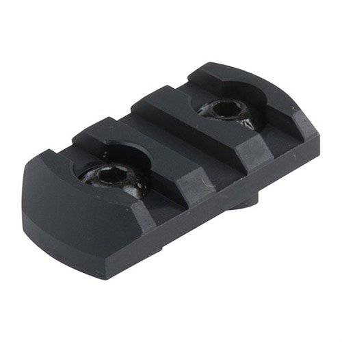 Montar accesorios en tus M-LOK es fácil con el riel Picatinny de MAGPUL, fabricado en aluminio o polímero, ligero y duradero, ¡ideal para tu AR-15!