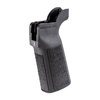 El P-Grip 23 de B5 SYSTEMS mejora la ergonomía de tu AR-15 con un ángulo de agarre vertical y un tang extendido, todo en materiales compuestos duraderos.
