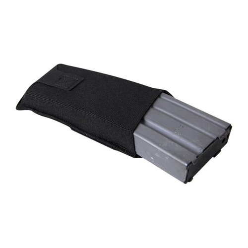 El Ten-Speed M4 Pouch de Blue Force Gear es ligero, cómodo y ajustable, ideal para llevar un cargador M4 o artículos similares de forma rápida y accesible.