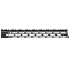 El guardamanos MFR XS M-LOK de Daniel Defense es ligero, ergonómico, con múltiples puntos de montaje y fácil de manejar para un control óptimo de tu rifle.