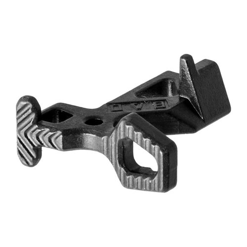 Mejora tu AR-15 con el Bolt Catch Mejorado de Battle Arms: superficie de contacto más grande, fácil de usar y fabricado en acero 8620 resistente.