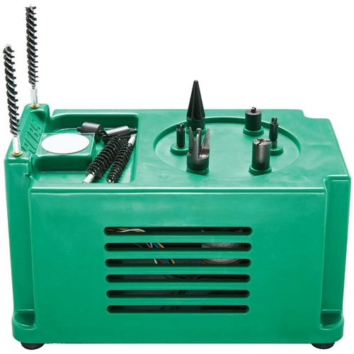 El RCBS Brass Boss Case Prep Unit agiliza la limpieza y preparación de tus cartuchos con seis estaciones, herramientas incluidas y velocidad variable de 350-550 rpm.
