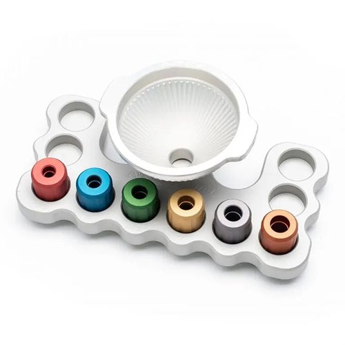 El MASTER FUNNEL KIT de AREA 419 ofrece cabezales intercambiables específicos por calibre, diseño sin carga estática y flujo óptimo, ¡perfecto para recargadores!