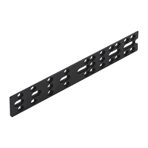 El KRG Arca Rail es ligero y de bajo perfil, ideal para tus chasis KRG Whiskey-3, X-ray o Bravo, permitiendo montar accesorios fácilmente.