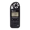 El Kestrel 5700 Elite mide 15 parámetros ambientales, tiene Bluetooth, y una biblioteca de más de 225 BC para cálculos de trayectoria precisos en la palma de tu mano.