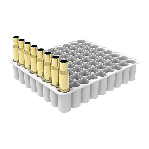 El bloque de carga LEE Precision de 50 BMG es duradero, soporta 72 cartuchos y 72 dies, y cuenta con asas y agujeros para almacenamiento.