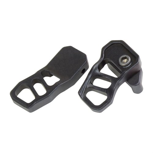 Mejora la velocidad de disparo con el SIG Sauer MPX Extended Magazine Release, que permite cambios rápidos de cargador sin mover la empuñadura.