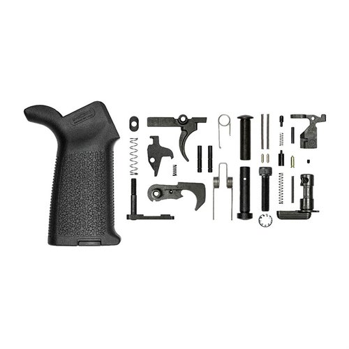 El kit de piezas AR-15 M4E1 incluye el agarre Magpul MOE y todo lo necesario para ensamblar tu receptor M4E1 de Aero Precision, sin guardapolvo.