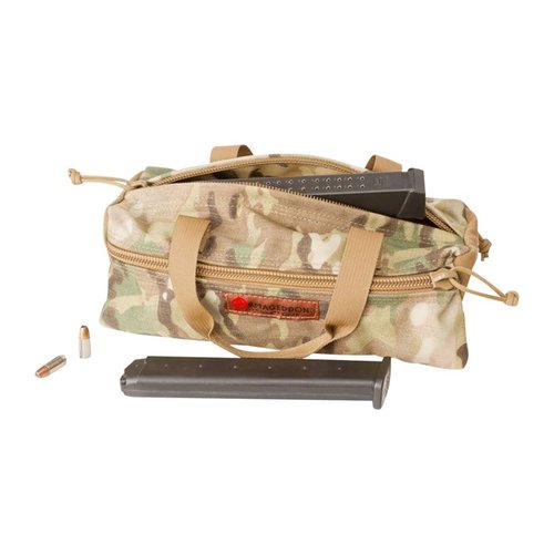 La bolsa Top-Zip Utility Pouch de Armageddon Gear es ideal para llevar tus artículos de higiene o cargadores y munición, todo en un diseño táctico y resistente.