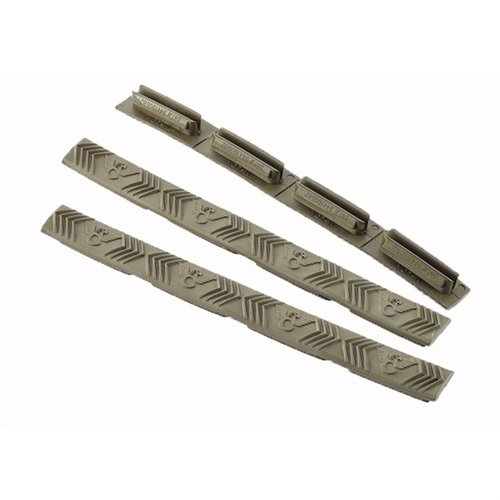 Las M-LOK Rail Covers de Wilson Combat añaden agarre, son resistentes a químicos y calor, y tienen un perfil bajo. Vienen en un práctico paquete de 3.
