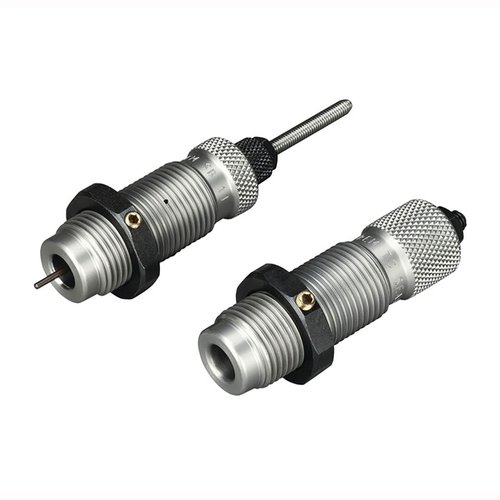 El set de dies RCBS AR Series facilita la recarga con un Small Base sizing die que asegura la recámara y un Taper Crimp seating die que evita deformaciones.