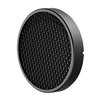 El dispositivo anti-reflejo Honeycomb Grid de Swampfox se atornilla fácilmente en el objetivo de tu mira, reduciendo el deslumbramiento y evitando la detección.