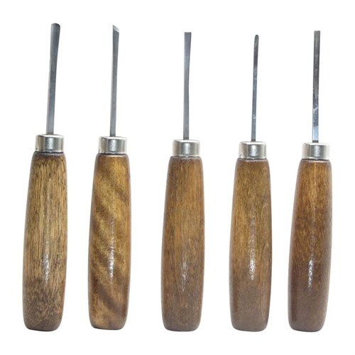 Con este set de herramientas de talla en madera, podrás realizar proyectos detallados gracias a sus cómodos mangos y acero de alta calidad. ¡Listas para usar!