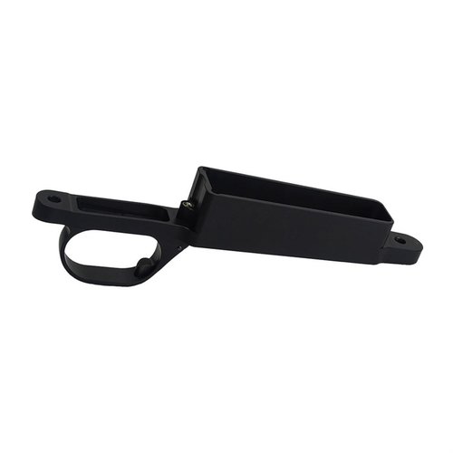 El Hunter DBM es un bottom metal de alta calidad, diseñado para aceptar revistas flush, con un sistema de liberación patentado que resiste el retroceso.