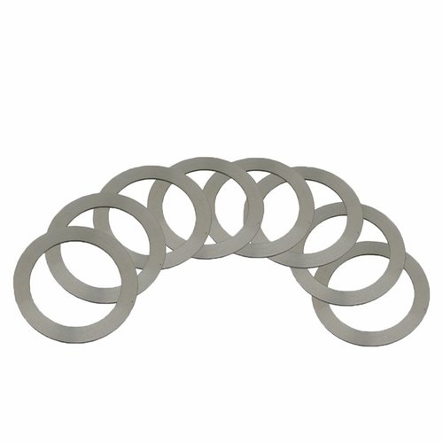 El Barrel Shim Set de 5/8" de YHM te ayuda a orientar correctamente tu dispositivo de boca, incluyendo shims de 0.002", 0.005" y 0.020" para un ajuste perfecto.
