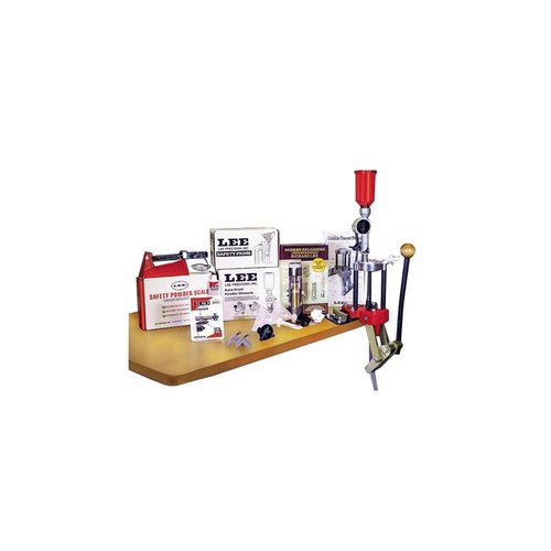 El Kit Deluxe de Prensa Turret Lee Classic es rápido y conveniente, con más de 250 disparos por hora, incluye herramientas de acondicionamiento y datos de recarga.