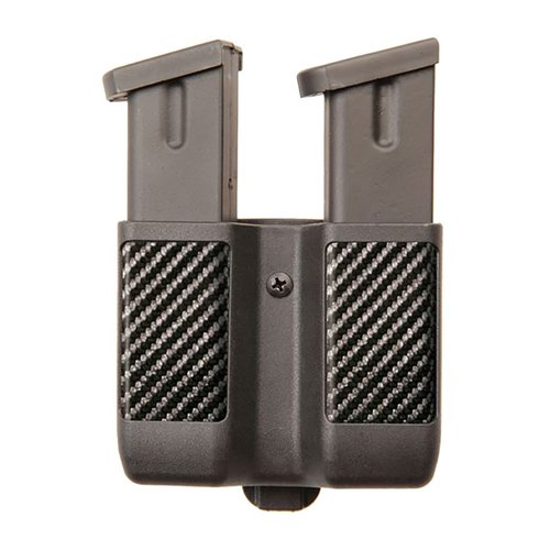 El Double Mag Case de BLACKHAWK tiene capacidad para dos cargadores, con resorte de tensión que sujeta firmemente y clip ajustable para diferentes cinturones.