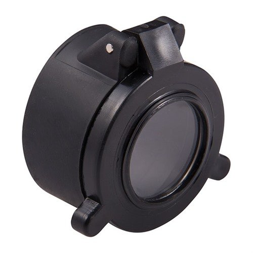 Las cubiertas para lentes BLIZZARD de BUTLER CREEK son resistentes al impacto, con apertura rápida y mantienen tu visor seco y listo para disparar en cualquier clima.