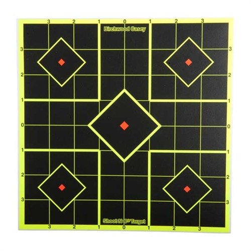 Los objetivos SHOOT-N-C® destacan tus impactos con halos fluorescentes, son autoadhesivos y no necesitas binoculares para ver tus aciertos.