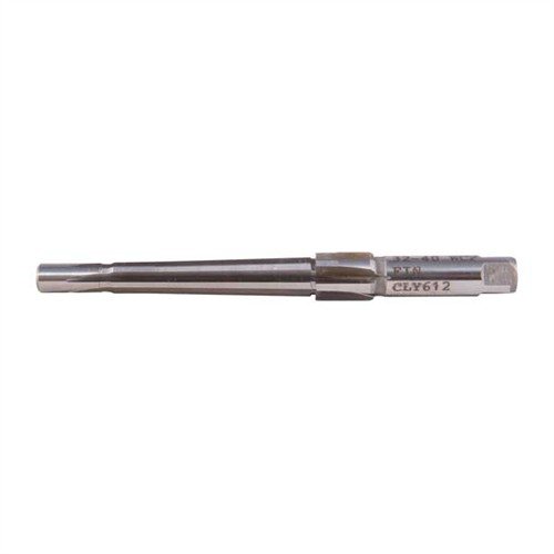 Los reamers Clymer 32-40 Winchester están fabricados en acero M-7 de alta velocidad, garantizando precisión y durabilidad para el armero profesional.