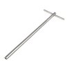 El mango de reamer Throater/.22 T-HANDLE de Clymer, hecho de acero M-7 de alta velocidad, es una herramienta de precisión garantizada para armeros profesionales.