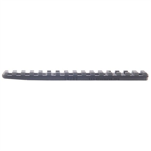 Los rieles de aluminio ligeros y resistentes para Ruger 10/22 ofrecen flexibilidad en la elección de la mira y ajuste rápido de la distancia ocular sin alterar tu rifle.