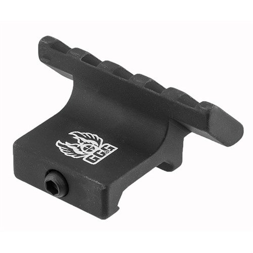 El 45 Degree Offset Rail de GG&G permite montar ópticas micro red-dot a 45 grados, es ambidiestro, y se adapta a rieles MIL-STD 1913 para un uso versátil.