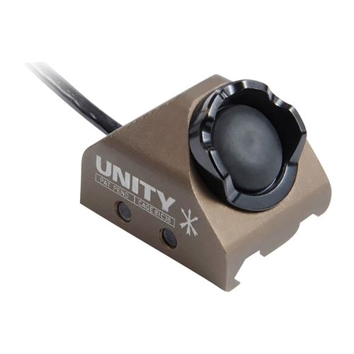 El Hot Button de Unity Tactical ofrece un control ergonómico y seguro para accesorios electrónicos, con un botón en ángulo de 45 grados para un uso más cómodo.