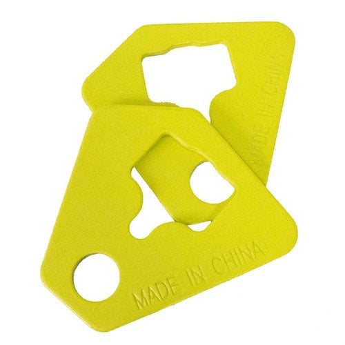 Los T-Post Metal Target Hangers de SME son ideales para personalizar tus blancos. Hechos de acero de 1/8", son fáciles de montar y compatibles con diversos objetivos.