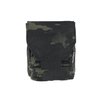 El JSTA Pouch es compacto y versátil, con compartimentos apilados para cargar revistas y otros accesorios, ideal para cinturones y plataformas MOLLE.